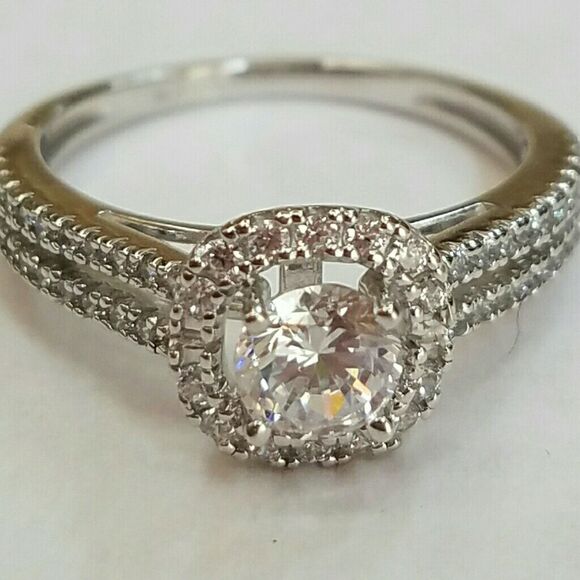 14k Solid Real white gold Engagement ring